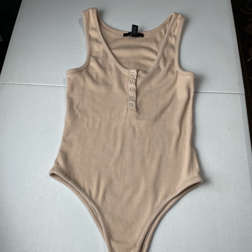 Forever 21 Tan Bodysuit Top Size M more like a S